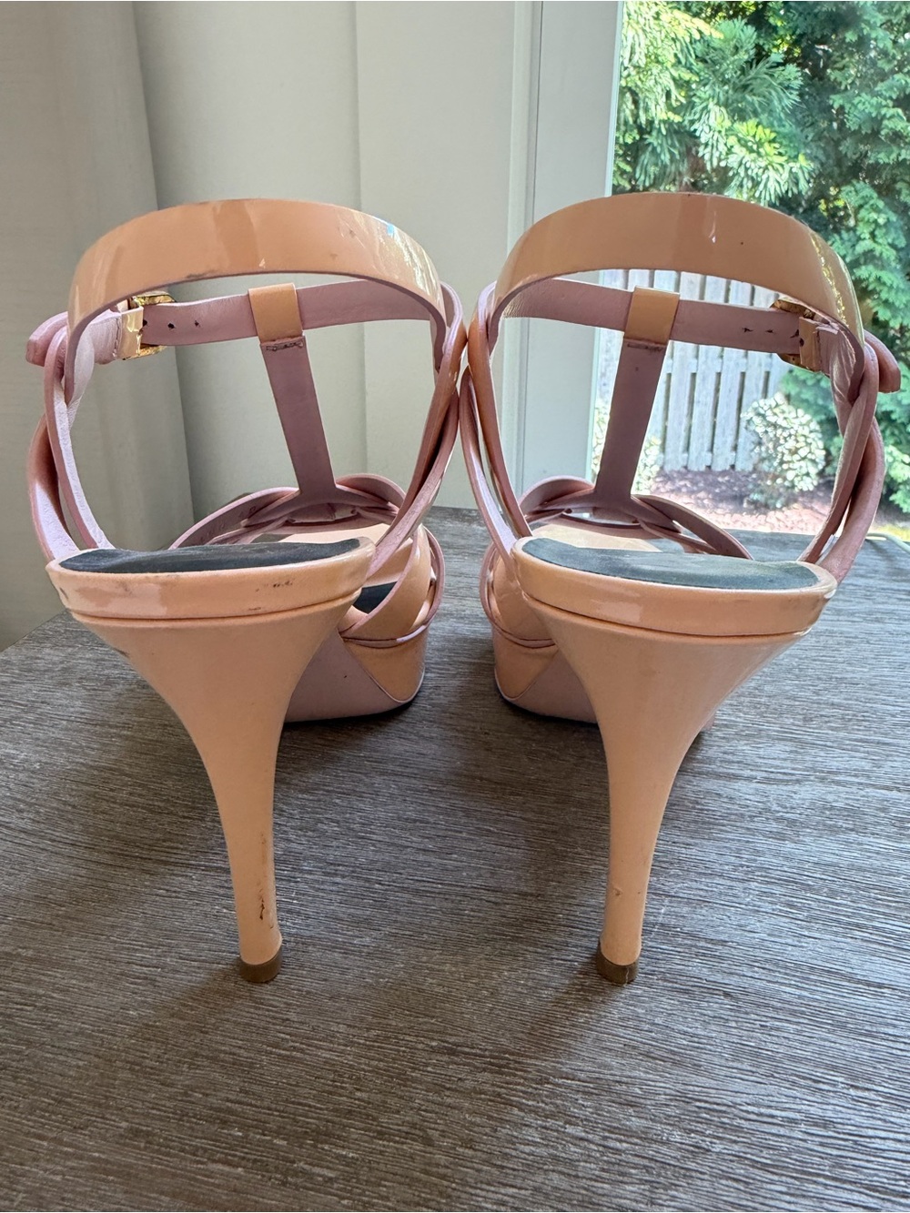 Saint Laurent Blush Patent Leather T-Strap Knot Sandals - Picture 7 of 12